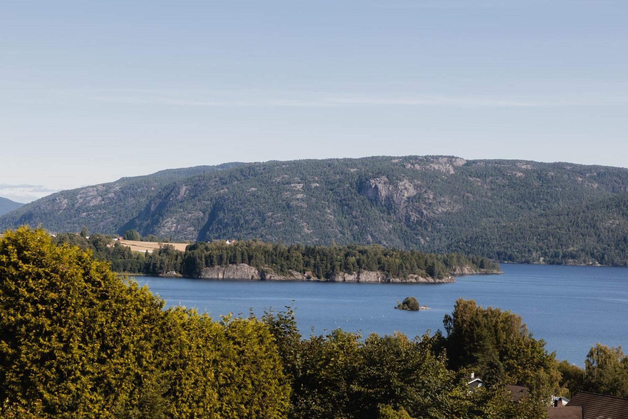 Leilighet Med Flott Uteplass Ulefoss Esterno foto